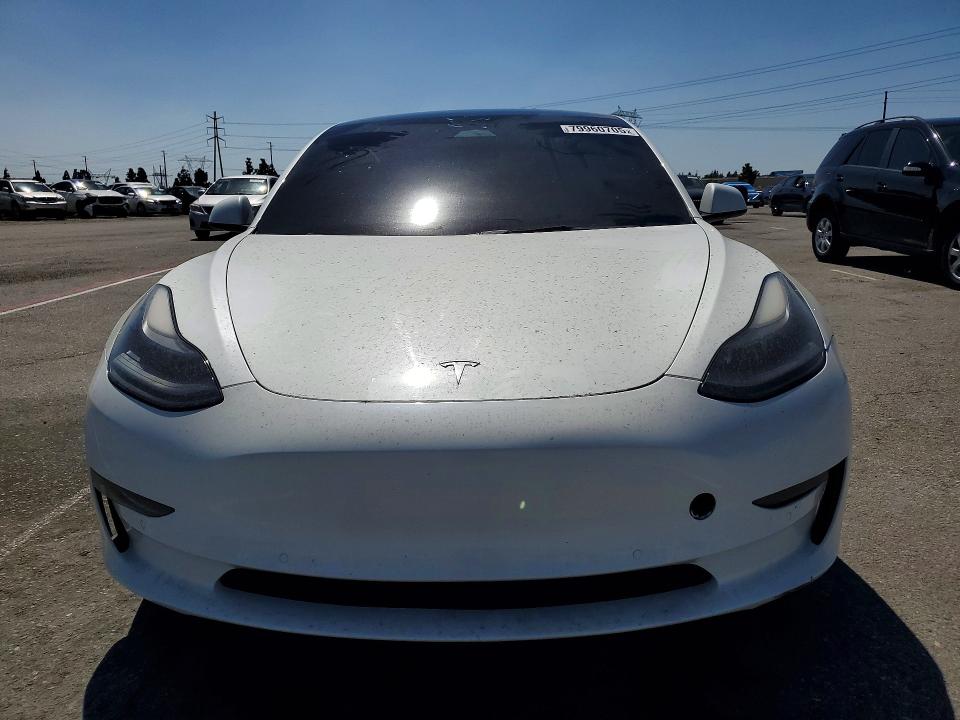79960705 :رقم المزاد ، 5YJ3E1EA2NF322203 vin ، 2022 Tesla Model 3 مزاد بيع