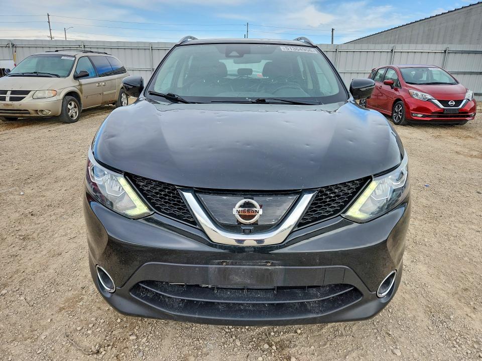 2017 Nissan Rogue Sport მანქანა იყიდება აუქციონზე, vin: JN1BJ1CR4HW133586, აუქციონის ნომერი: 51364956