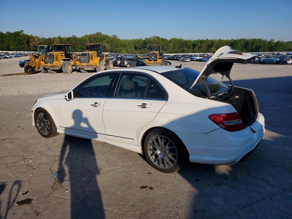 Продаж на аукціоні авто 2014 Mercedes-benz C, vin: WDDGF8AB8ER318470, номер лоту: 48536536
