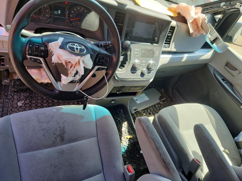 Продажа на аукционе авто 2015 Toyota Sienna, vin: 5TDZK3DC9FS570799, номер лота: 47210196