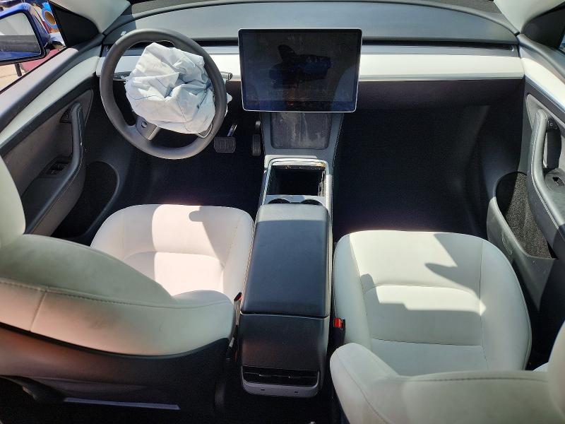 Продаж на аукціоні авто 2025 Tesla Model Y, vin: 7SAYGAEE9SF230779, номер лоту: 51452516