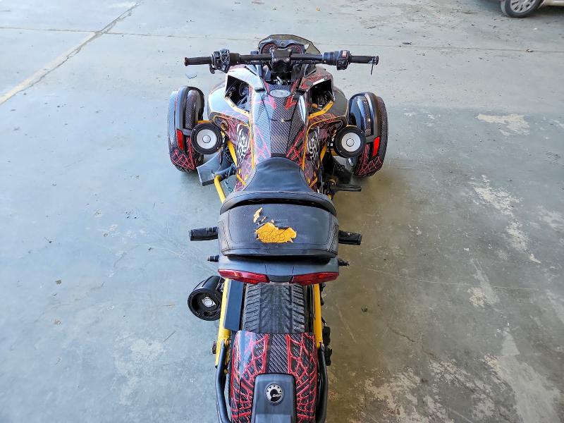Продажа на аукционе авто 2017 Can-am Spyder Roadster, vin: 2BXRDDD24HV000557, номер лота: 48677036