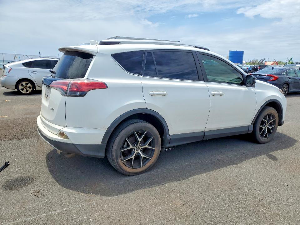 Продаж на аукціоні авто 2016 Toyota Rav4, vin: JTMNFREV4GJ071770, номер лоту: 49512196