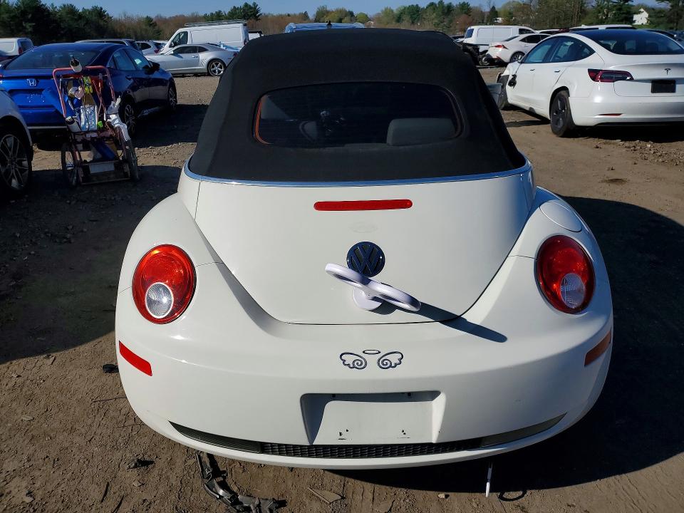 49284326 :رقم المزاد ، 3VWFG31Y47M411059 vin ، 2007 Volkswagen New Beetle مزاد بيع