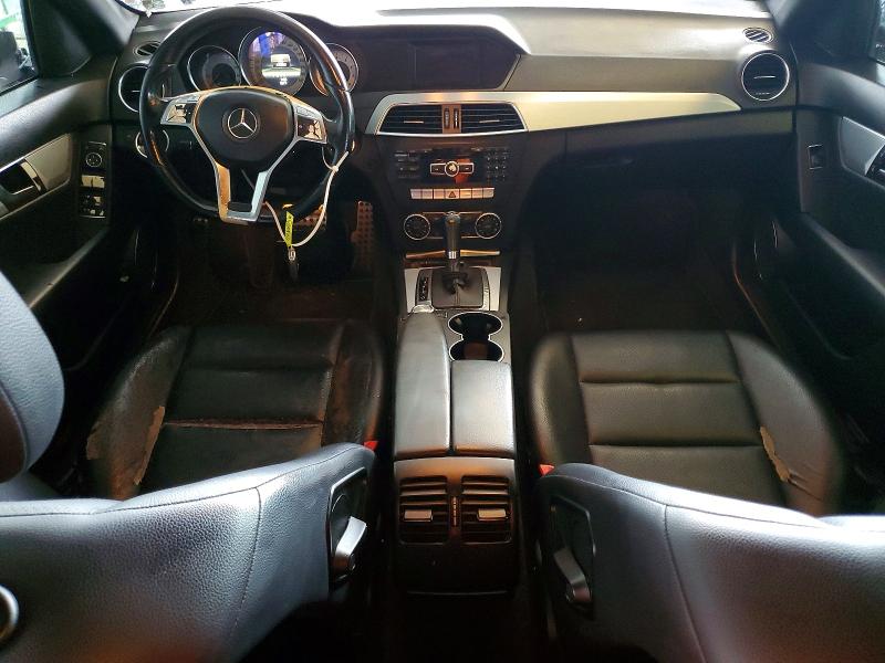 Продажа на аукционе авто 2013 Mercedes-benz C, vin: WDDGF4HB7DA779400, номер лота: 50778076