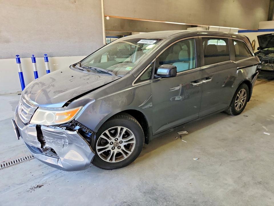 Продажа на аукционе авто 2013 Honda Odyssey, vin: 5FNRL5H6XDB056717, номер лота: 50093246