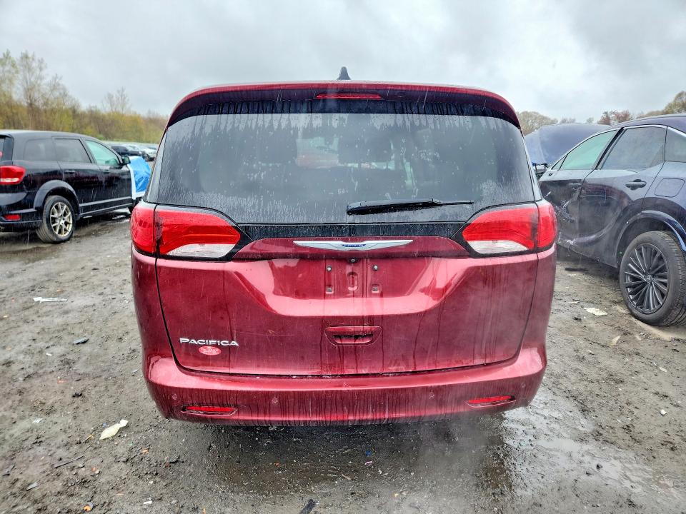 Продаж на аукціоні авто 2019 Chrysler Pacifica, vin: 2C4RC1AG0KR738289, номер лоту: 51671456