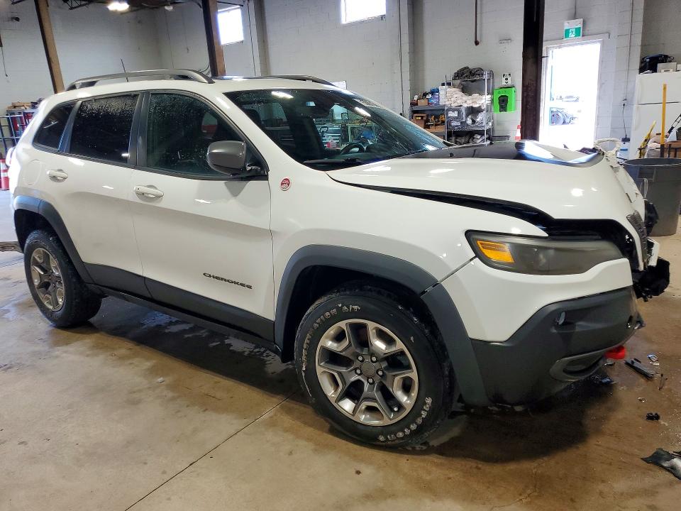 51116156 :رقم المزاد ، 1C4PJMBX8KD113865 vin ، 2019 Jeep Cherokee مزاد بيع