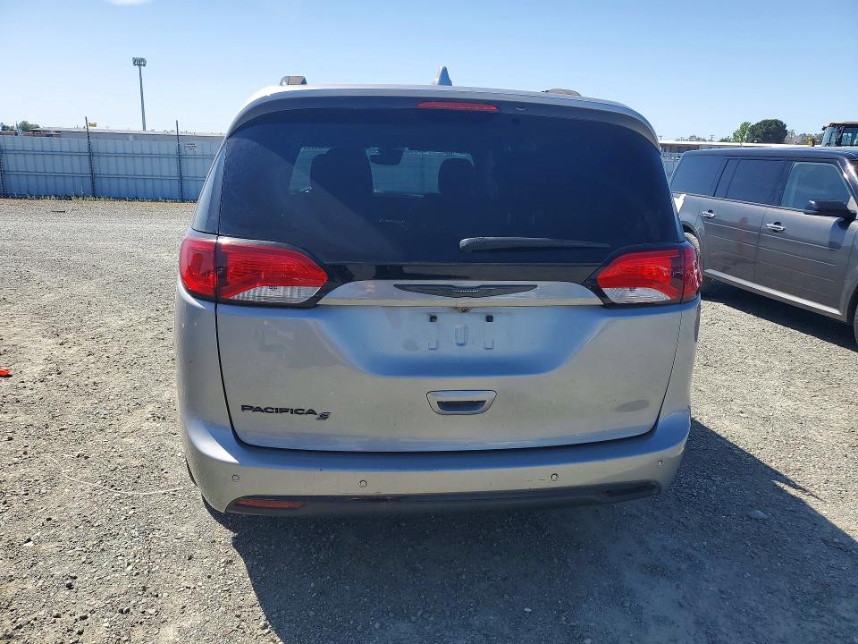 50503866 :رقم المزاد ، 2C4RC1FG7KR532122 vin ، 2019 Chrysler Pacifica مزاد بيع