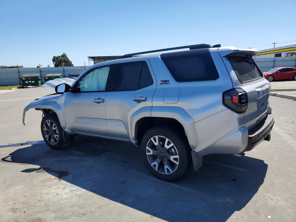 51896256 :رقم المزاد ، JTEVA5BR2T5090752 vin ، 2026 Toyota 4runner مزاد بيع