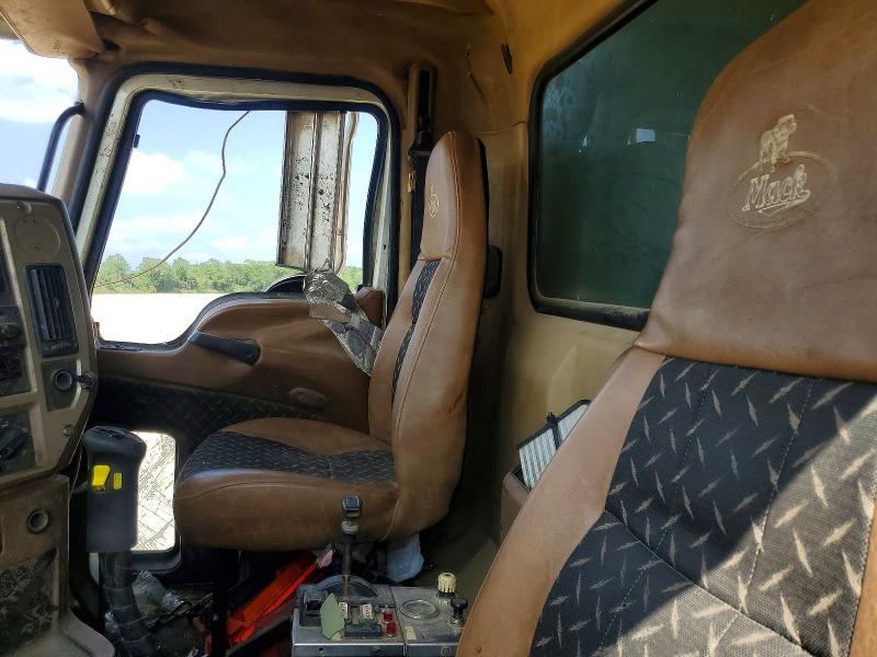 Продажа на аукционе авто 2007 Mack Unknown, vin: 1M2AT04C27M002945, номер лота: 51339086