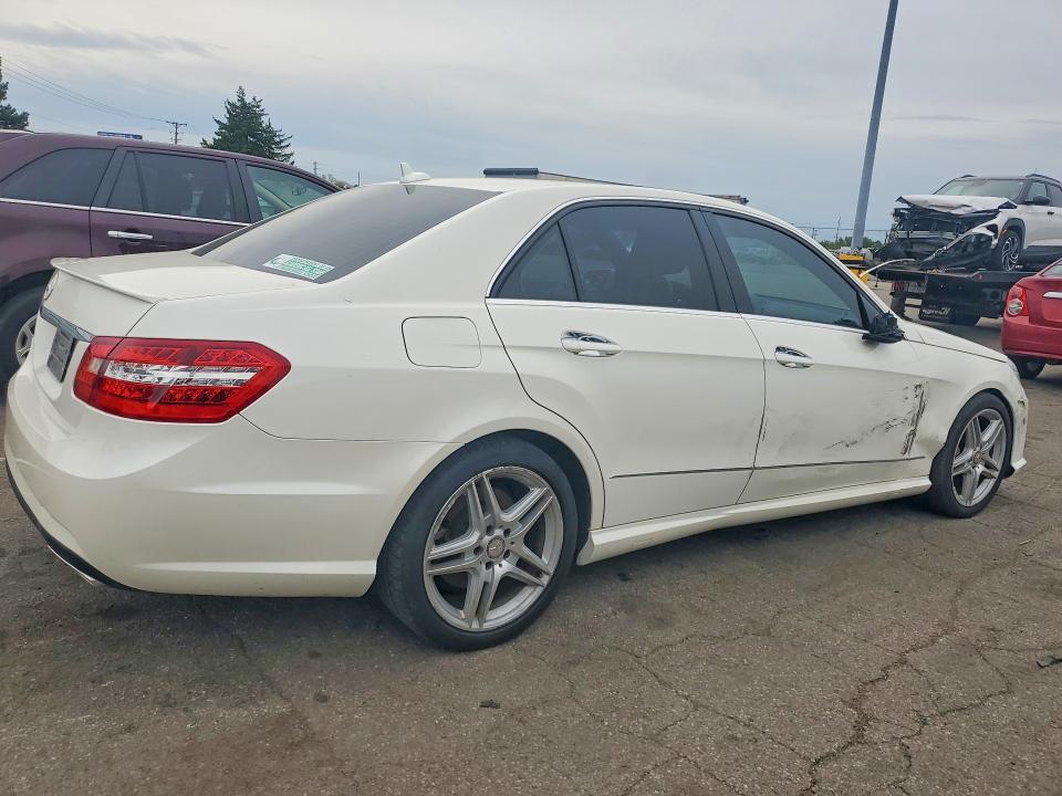 2011 Mercedes-benz E მანქანა იყიდება აუქციონზე, vin: WDDHF9AB5BA386651, აუქციონის ნომერი: 50748226