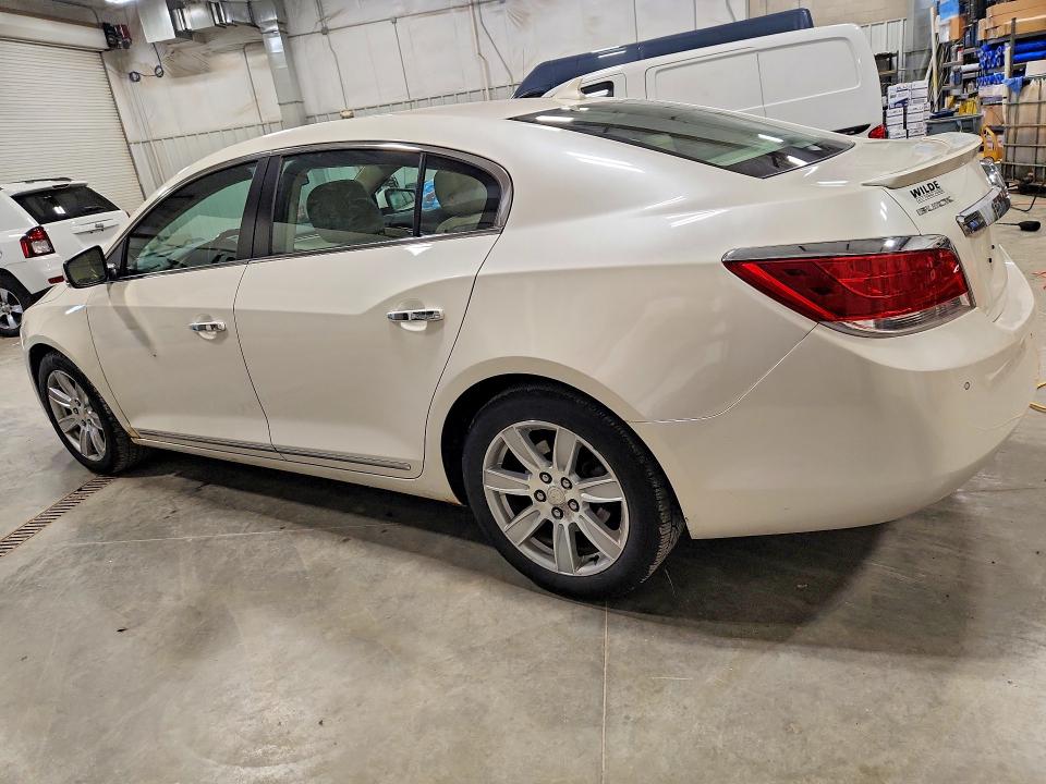 49573746 :رقم المزاد ، 1G4GC5EC9BF319740 vin ، 2011 Buick Lacrosse مزاد بيع
