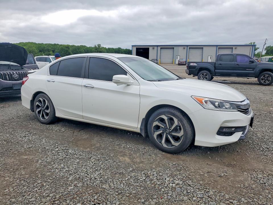 Aukcja sprzedaży 2017 Honda Accord, vin: 1HGCR2F95HA028498, numer aukcji: 51704936