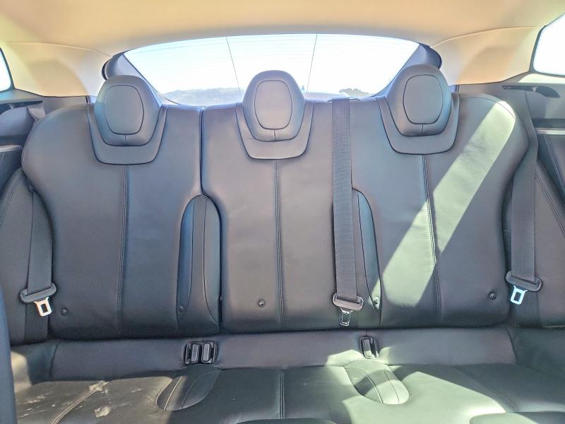 48623686 :رقم المزاد ، 5YJSA1CG1DFP29006 vin ، 2013 Tesla Model S مزاد بيع