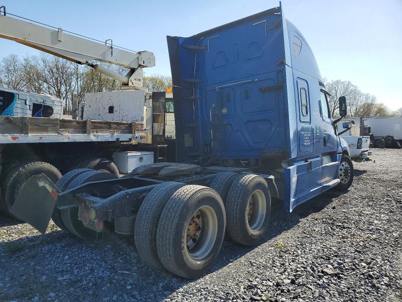 Продажа на аукционе авто 2020 Freightliner Cascadia 126, vin: 3AKJHHDR2LSLP8650, номер лота: 50825866