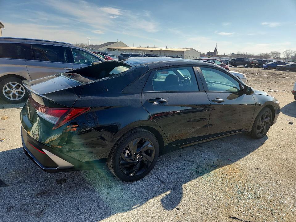 48695066 :رقم المزاد ، KMHLM4DG4TU134390 vin ، 2026 Hyundai Elantra مزاد بيع