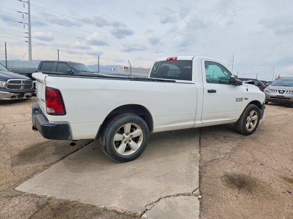 49108226 :رقم المزاد ، 3C6JR7DT7FG652116 vin ، 2015 Ram 1500 مزاد بيع