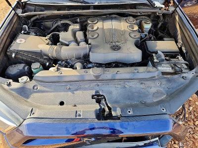 48060176 :رقم المزاد ، JTEZU5JR6J5187251 vin ، 2018 Toyota 4runner مزاد بيع