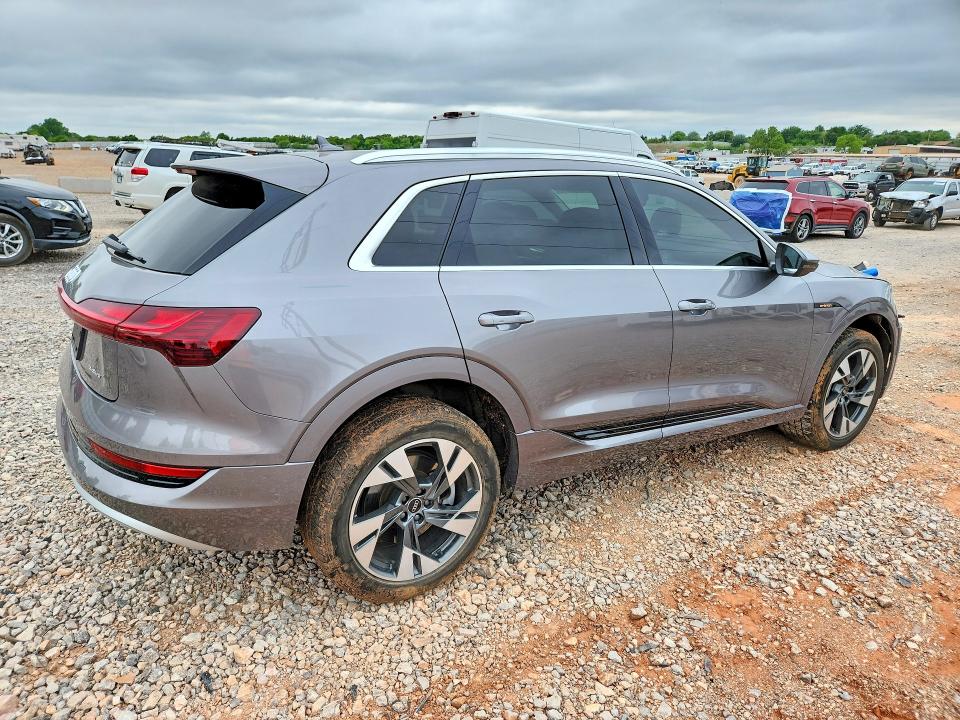 Aukcja sprzedaży 2021 Audi E-tron, vin: WA1AAAGE5MB024856, numer aukcji: 50439576