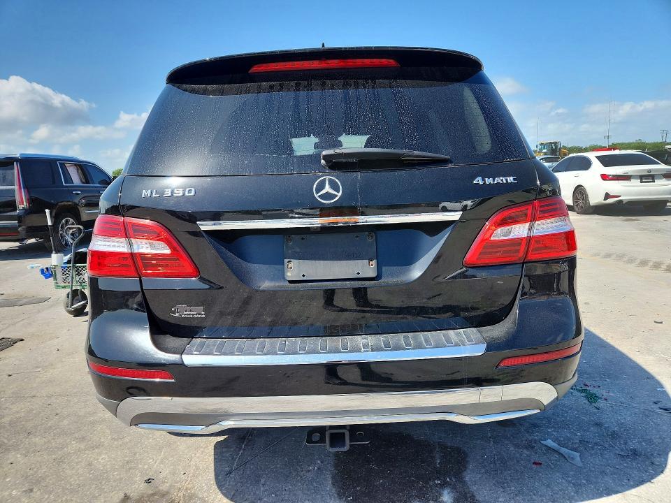 50478746 :رقم المزاد ، 4JGDA5HB3DA241290 vin ، 2013 Mercedes-benz Ml مزاد بيع