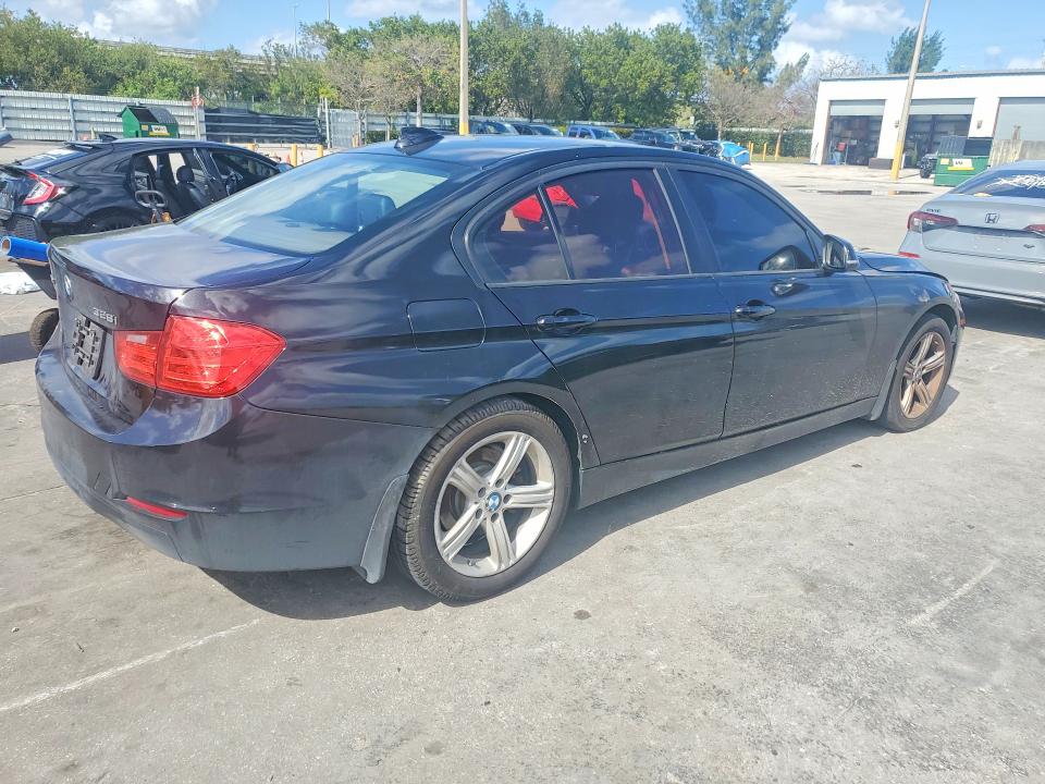 2015 Bmw 328 მანქანა იყიდება აუქციონზე, vin: WBA3B5C50FP654392, აუქციონის ნომერი: 49512216