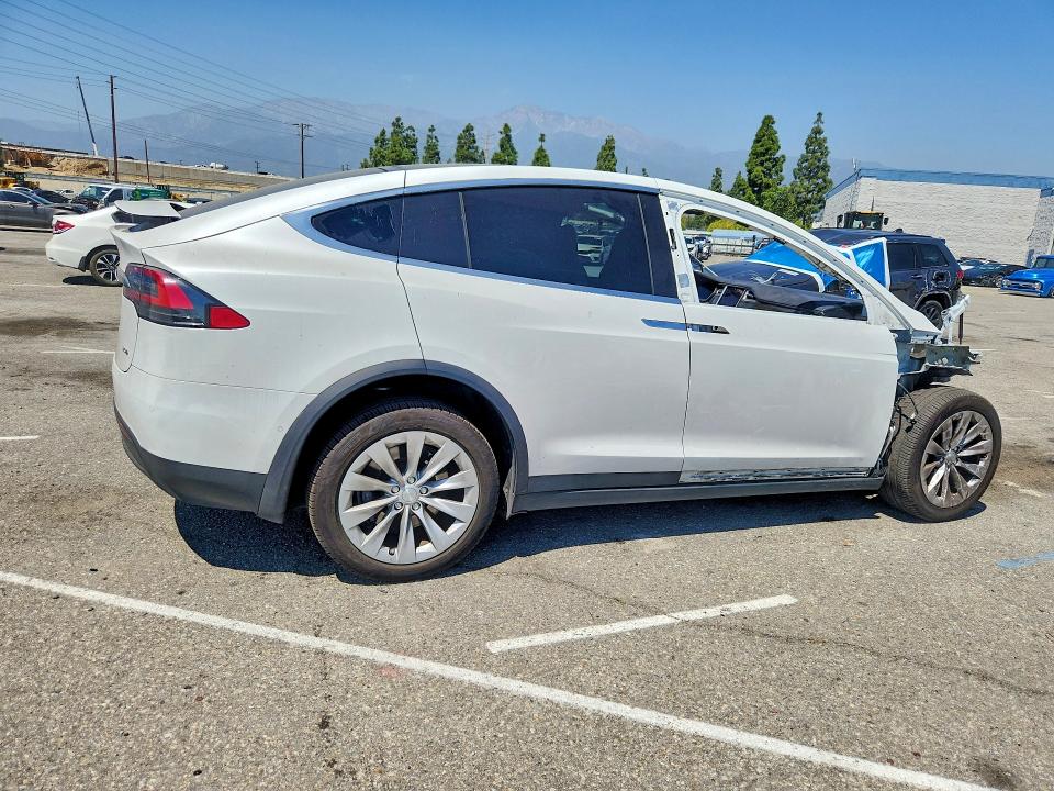 Aukcja sprzedaży 2016 Tesla Model X, vin: 5YJXCAE23GF025525, numer aukcji: 48991946