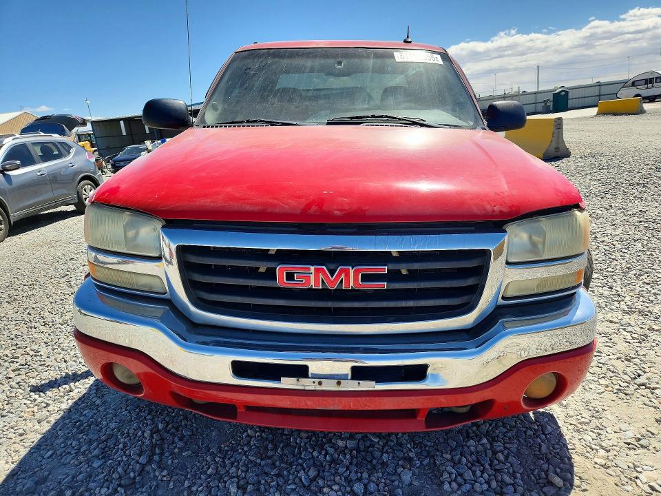 51103356 :رقم المزاد ، 1GTGK13U83F148301 vin ، 2003 Gmc Sierra مزاد بيع