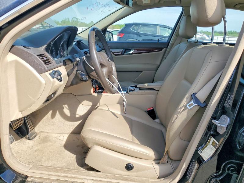 Продажа на аукционе авто 2010 Mercedes-benz C, vin: WDDGF5EB3AR119362, номер лота: 49421476