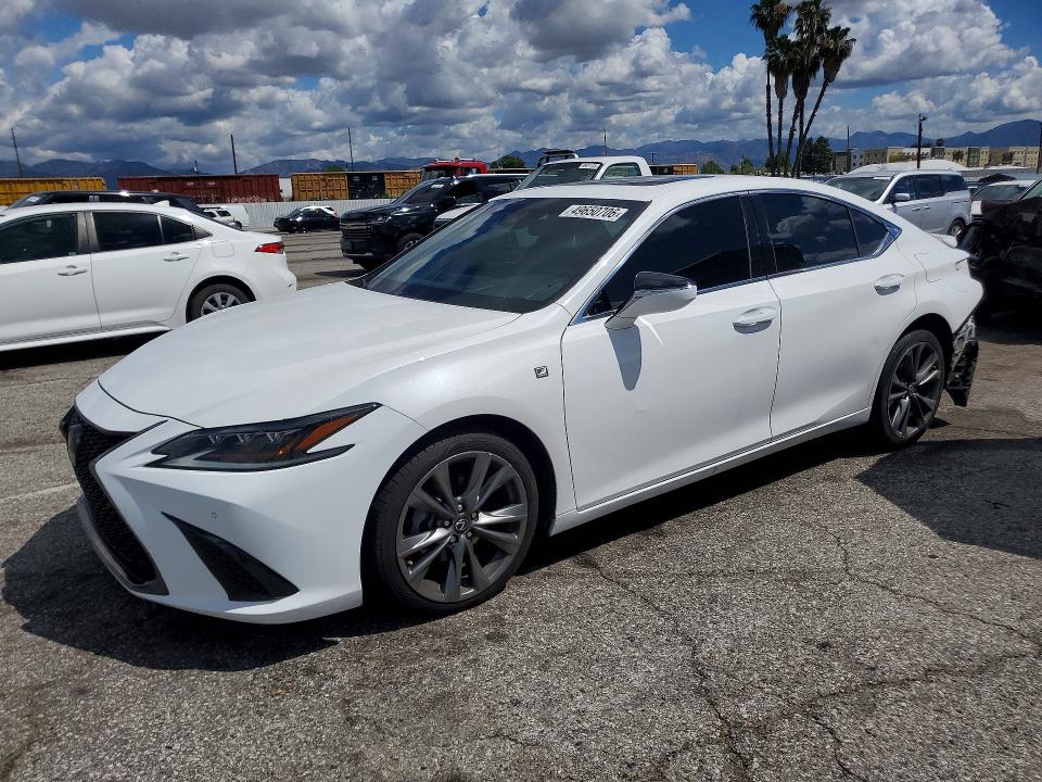 49650706 :رقم المزاد ، 58ABZ1B15KU028208 vin ، 2019 Lexus Es مزاد بيع
