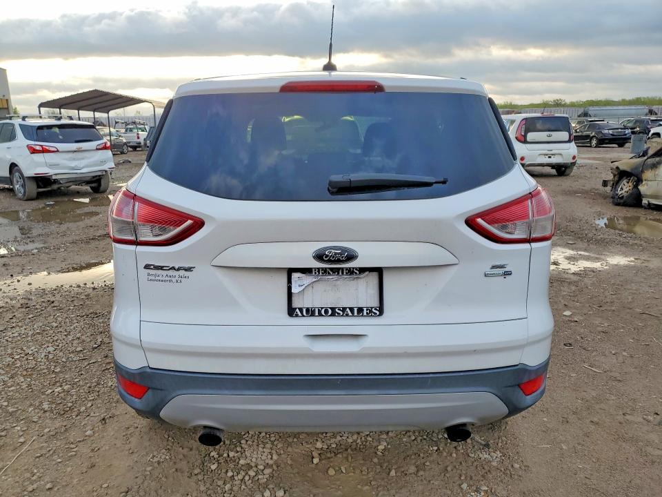 49569646 :رقم المزاد ، 1FMCU9G92GUA31758 vin ، 2016 Ford Escape مزاد بيع