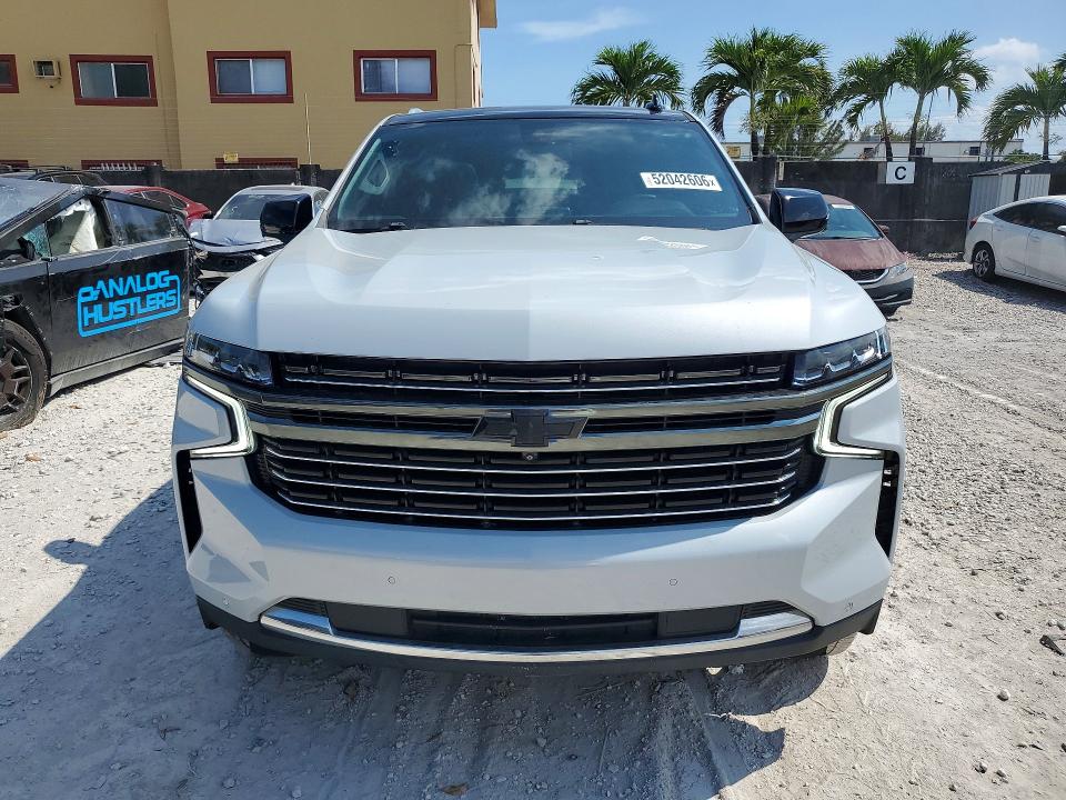 2022 Chevrolet Suburban მანქანა იყიდება აუქციონზე, vin: 1GNSKEKL1NR201844, აუქციონის ნომერი: 52042606