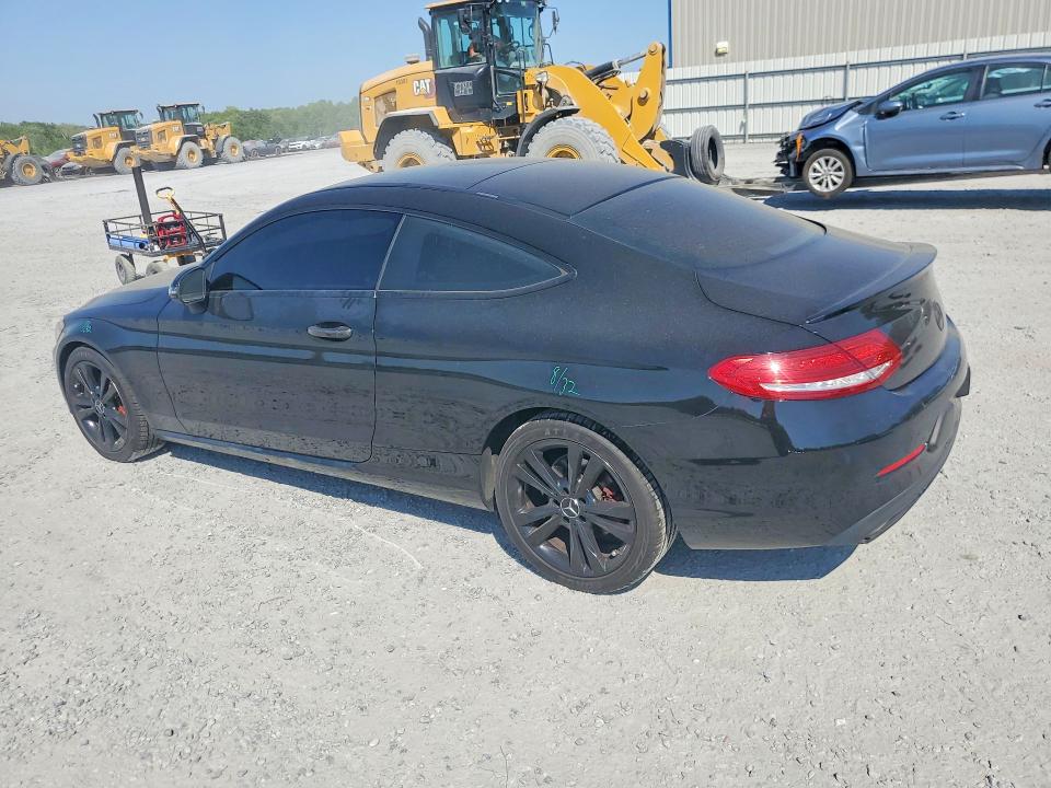 50072606 :رقم المزاد ، WDDWJ4KB9HF454114 vin ، 2017 Mercedes-benz C مزاد بيع