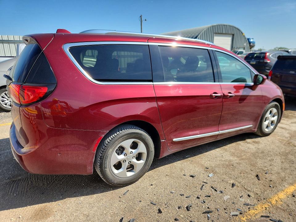 2017 Chrysler Pacifica მანქანა იყიდება აუქციონზე, vin: 2C4RC1EG4HR518883, აუქციონის ნომერი: 49970926