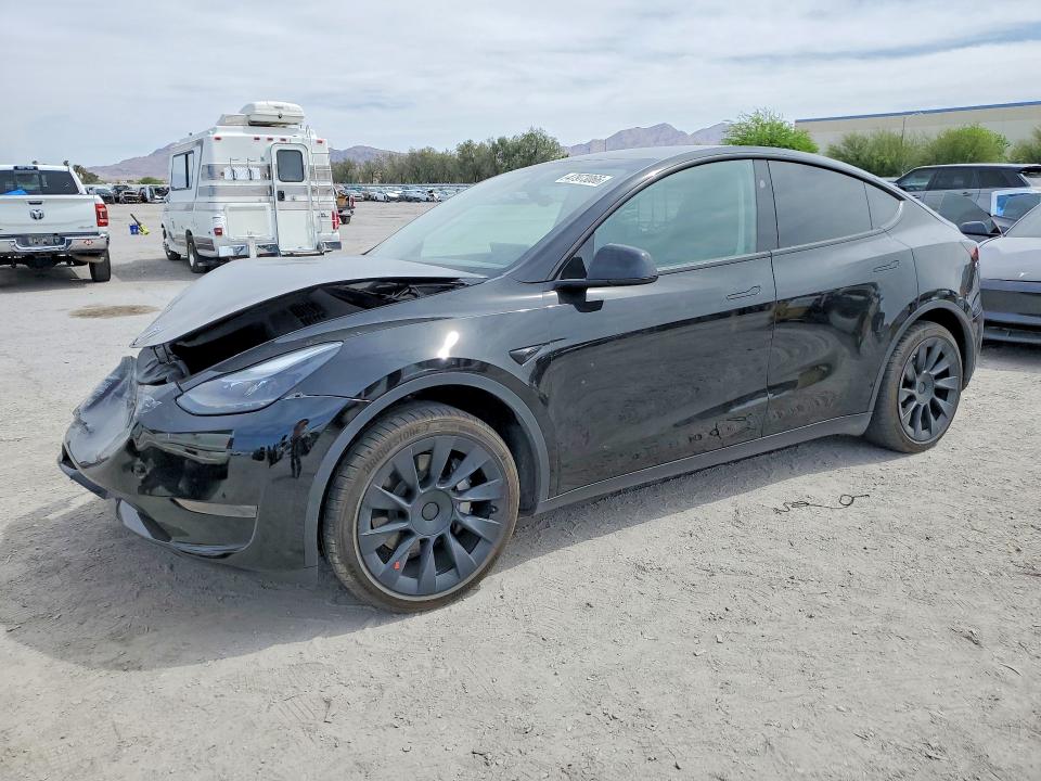 47973066 :رقم المزاد ، 7SAYGDED9RF044002 vin ، 2024 Tesla Model Y مزاد بيع