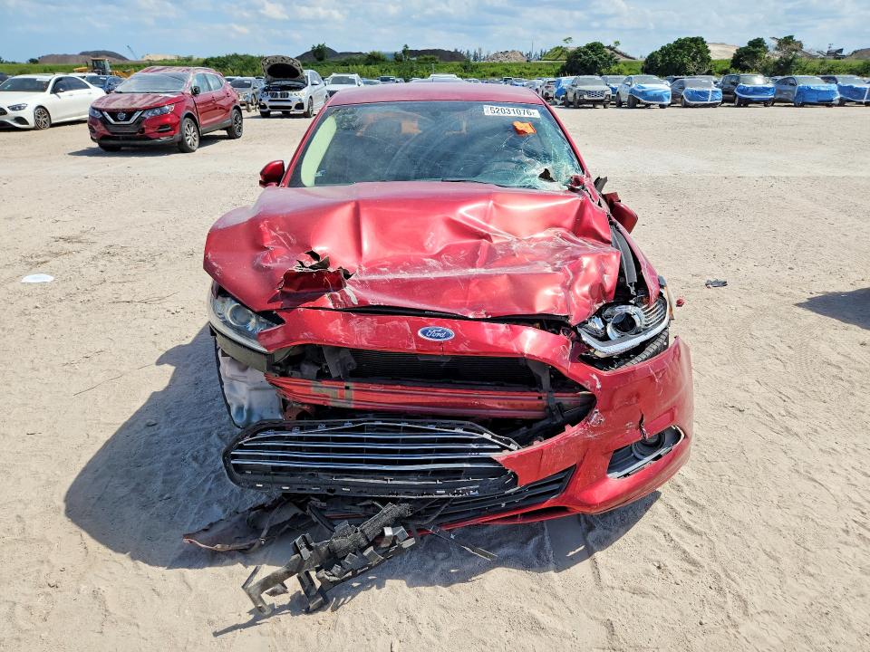 52031076 :رقم المزاد ، 3FA6P0LU1ER231393 vin ، 2014 Ford Fusion مزاد بيع