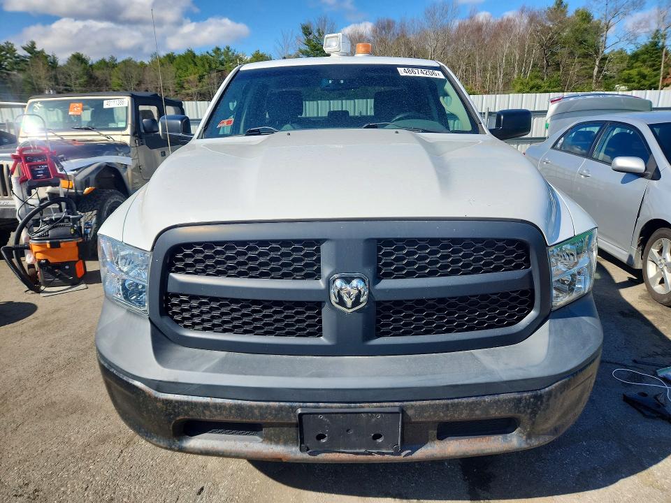 48674206 :رقم المزاد ، 1C6RR7FG7DS629573 vin ، 2013 Ram 1500 مزاد بيع