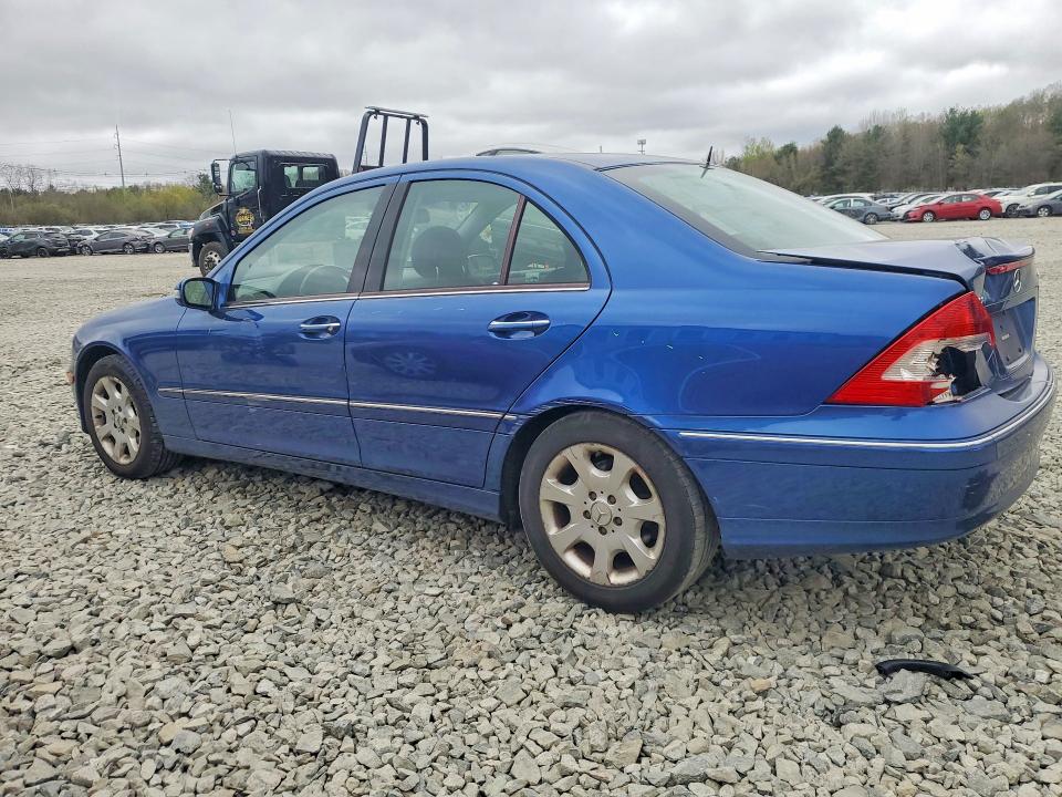 51127816 :رقم المزاد ، WDBRF81J75F613067 vin ، 2005 Mercedes-benz C مزاد بيع