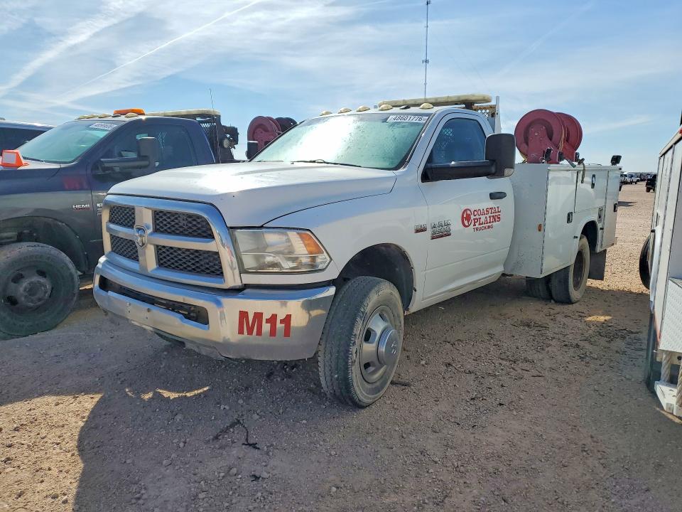 48601776 :رقم المزاد ، 3C7WRTAJ8GG132277 vin ، 2016 Ram 3500 مزاد بيع