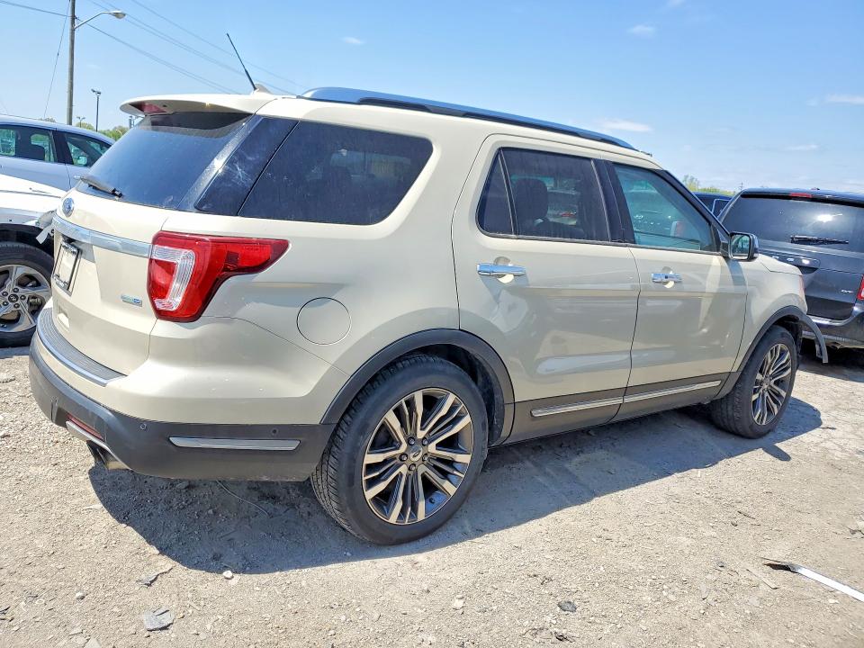 49927736 :رقم المزاد ، 1FM5K8HT3JGB06167 vin ، 2018 Ford Explorer مزاد بيع