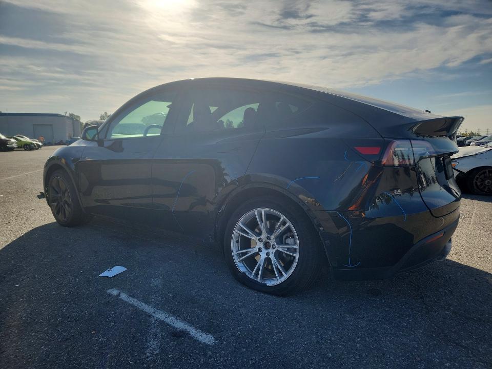 51009426 :رقم المزاد ، 7SAYGDEE7PA189218 vin ، 2023 Tesla Model Y مزاد بيع