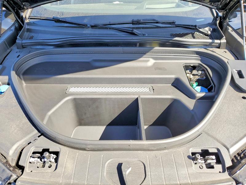 2025 Audi Q6 E-tron მანქანა იყიდება აუქციონზე, vin: WA124BGF2SA058217, აუქციონის ნომერი: 50138996