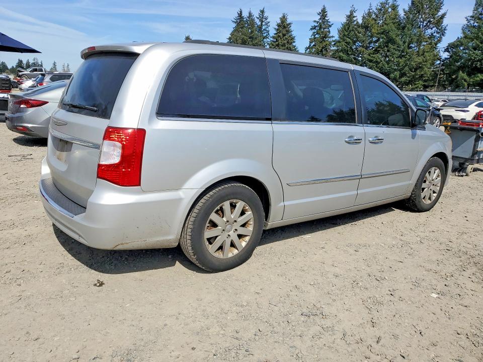 47593566 :رقم المزاد ، 2C4RC1CG6CR233338 vin ، 2012 Chrysler Town & Country مزاد بيع