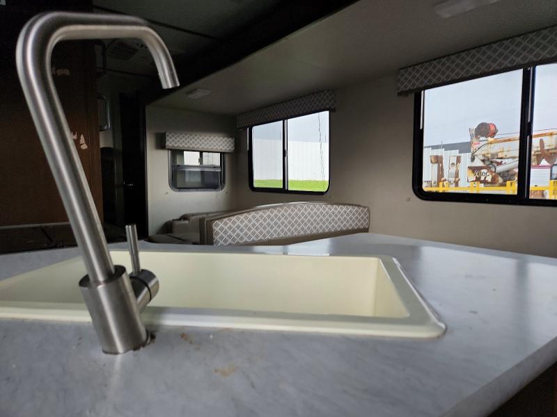 Продажа на аукционе авто 2020 Foresriver Avenger, vin: 5ZT2AVSB2LB924688, номер лота: 51016416