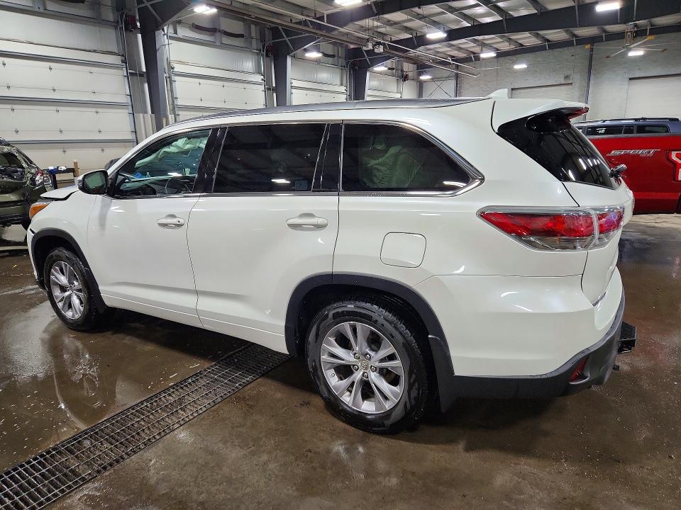 50738736 :رقم المزاد ، 5TDJKRFH8FS161251 vin ، 2015 Toyota Highlander مزاد بيع