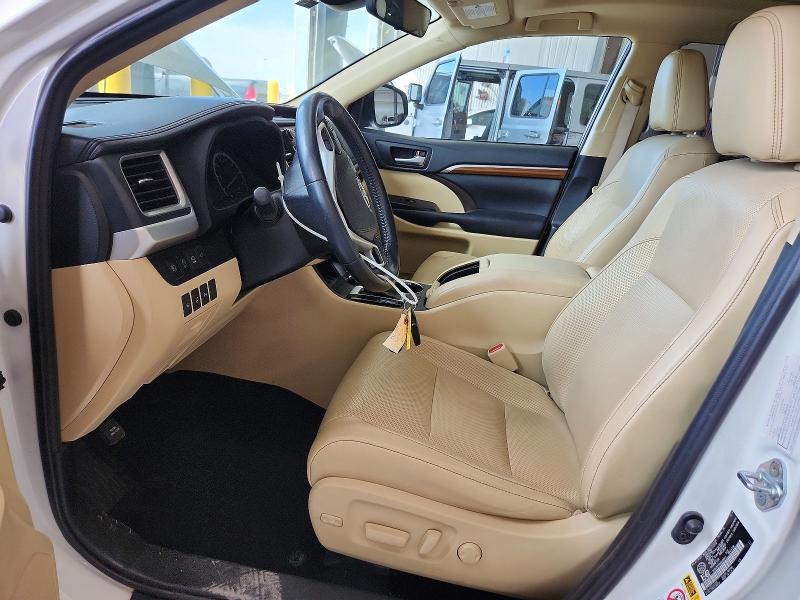 49576246 :رقم المزاد ، 5TDDZRFH2KS929941 vin ، 2019 Toyota Highlander مزاد بيع