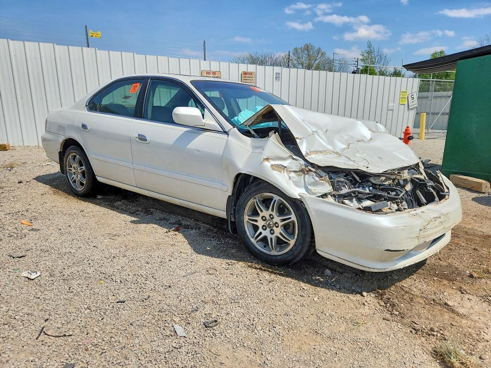 2000 Acura 3.2tl მანქანა იყიდება აუქციონზე, vin: 19UUA5663YA030513, აუქციონის ნომერი: 49718736