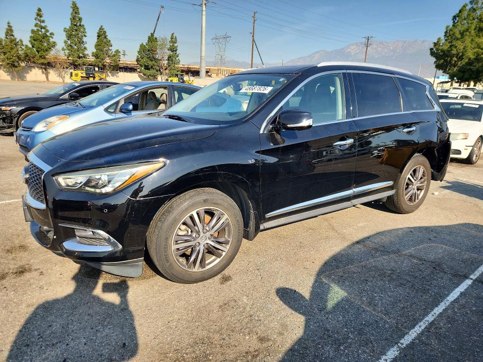48687826 :رقم المزاد ، 5N1DL0MN8HC505028 vin ، 2017 Infiniti Qx60 مزاد بيع