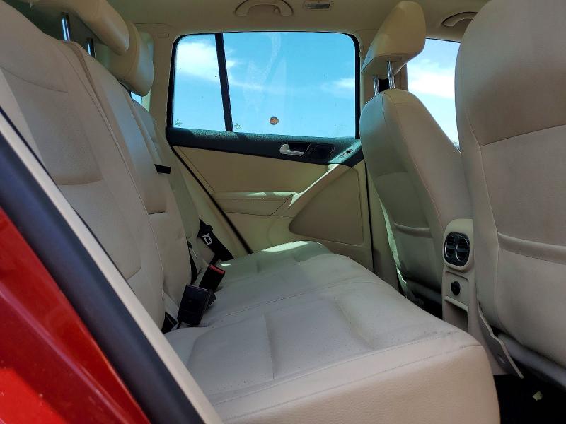 48748956 :رقم المزاد ، WVGAV7AX9GW052529 vin ، 2016 Volkswagen Tiguan مزاد بيع