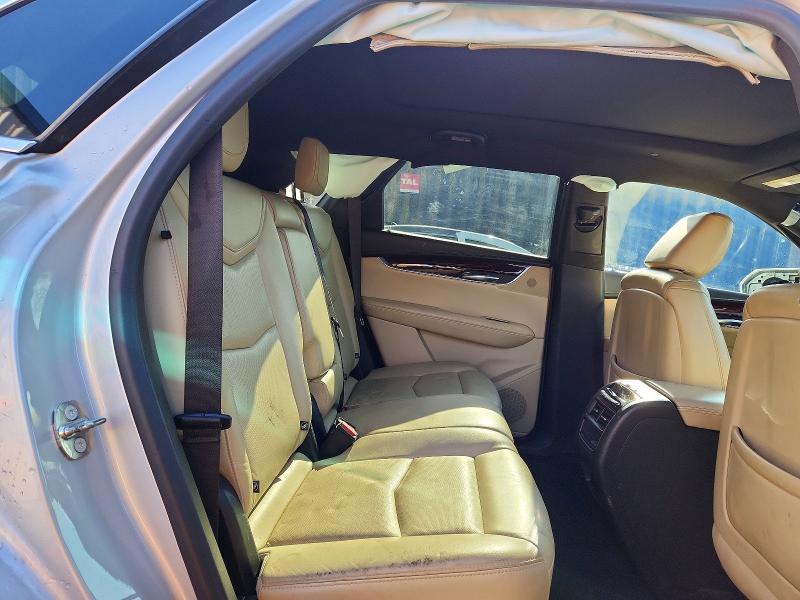 50602166 :رقم المزاد ، 1GYKNFRS5JZ225572 vin ، 2018 Cadillac Xt5 مزاد بيع